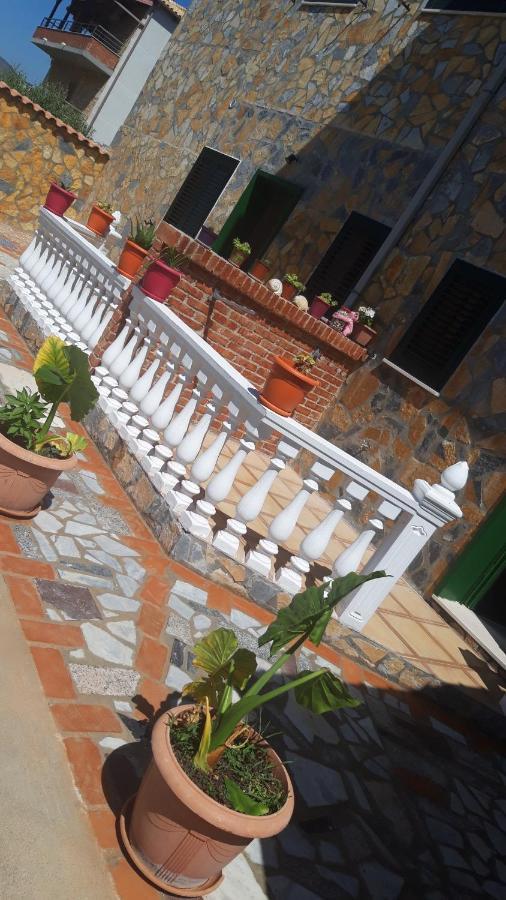 Villa Fredi Orikumi Exteriér fotografie
