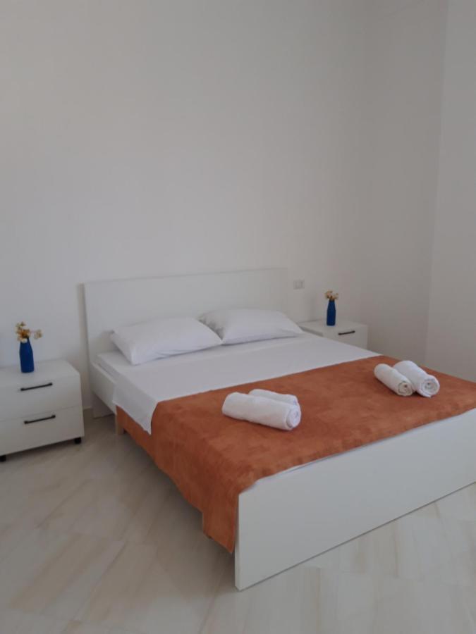 Villa Fredi Orikumi Exteriér fotografie